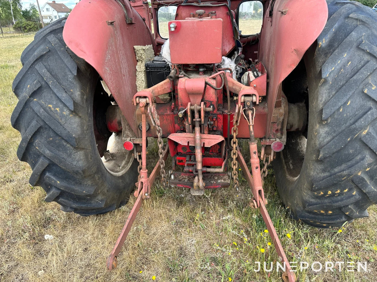 McCormick Intern 523