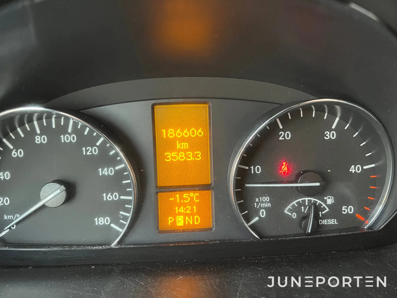 Mercedes-Benz Sprinter 319 Bluetech