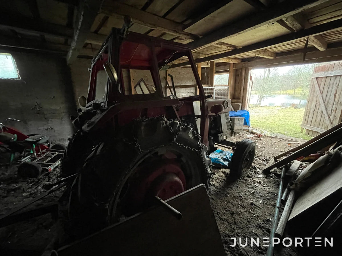 Massey Ferguson 165