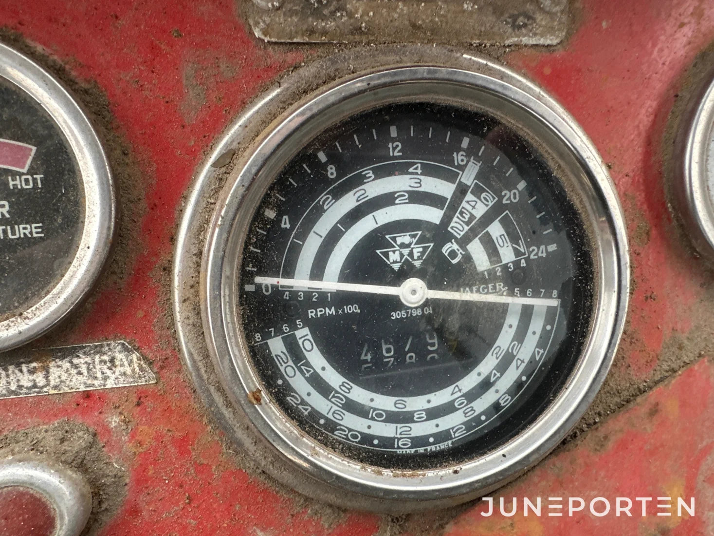 Massey Ferguson 185 S med lastare