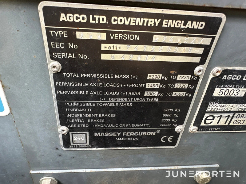 Massey Ferguson 4235 4WD med lastare
