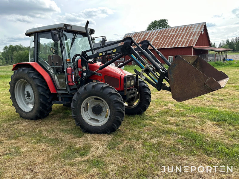Massey Ferguson 4235 4WD med lastare
