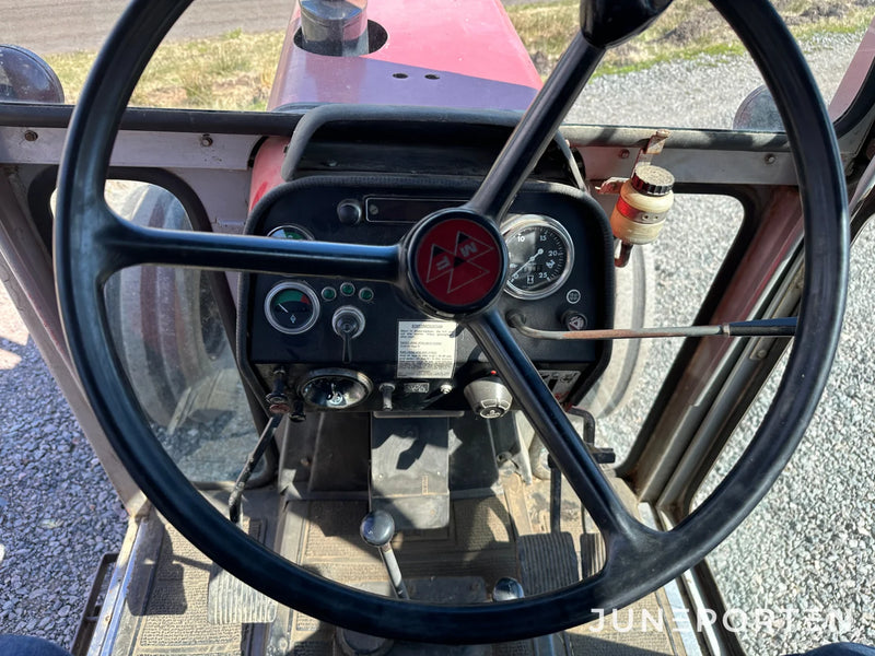 Massey Ferguson 595
