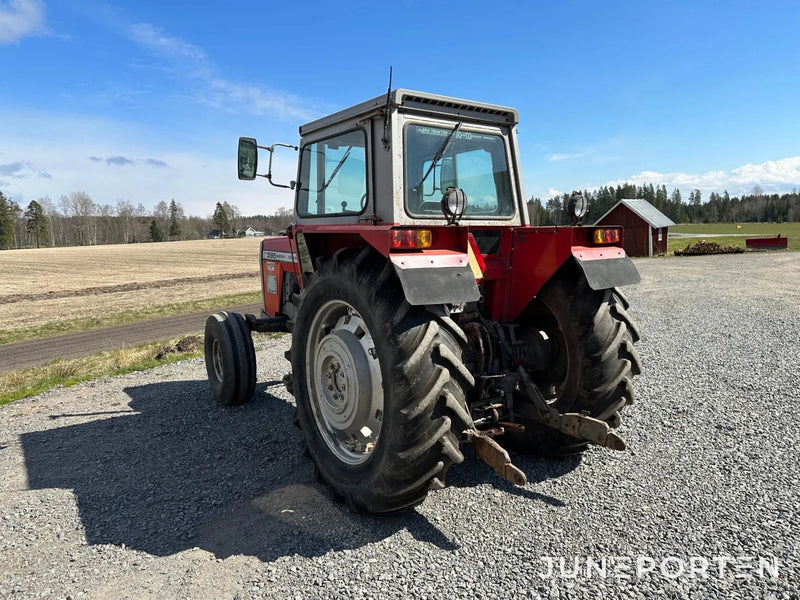 Massey Ferguson 595