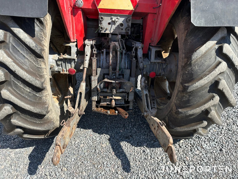 Massey Ferguson 595