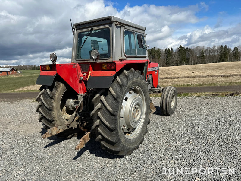 Massey Ferguson 595