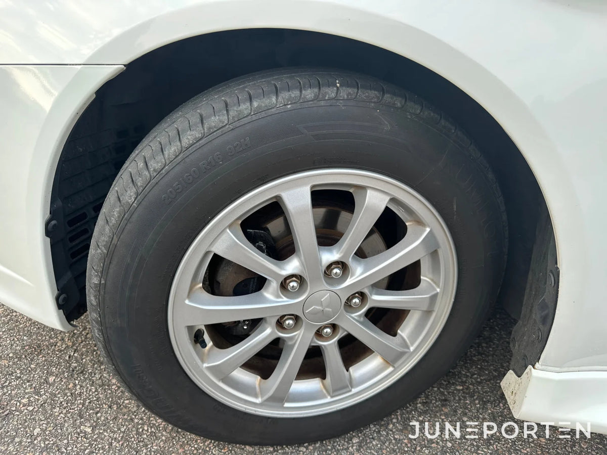 Mitsubishi Lancer Sportback 1.8 D