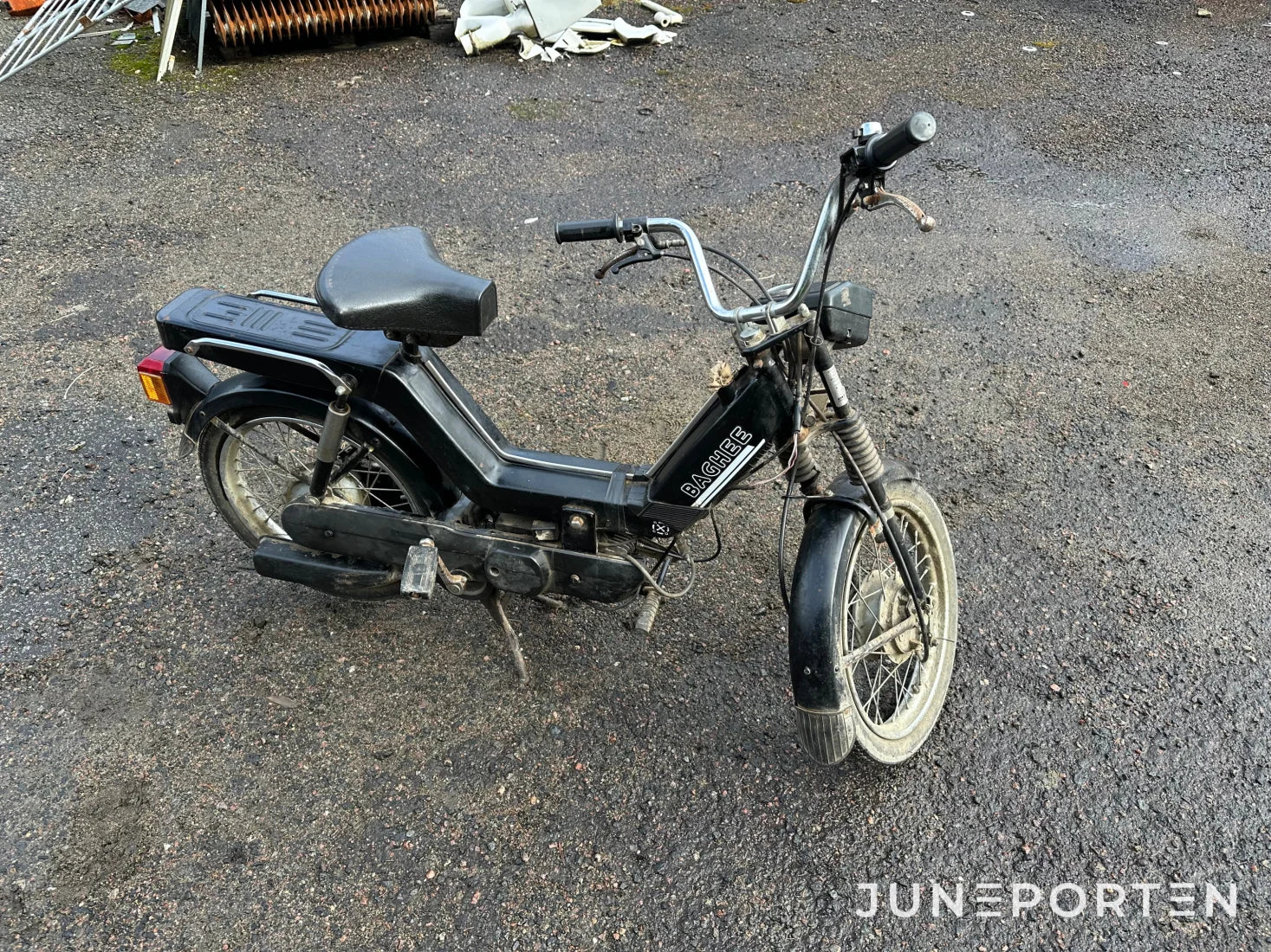 Moped Baghee