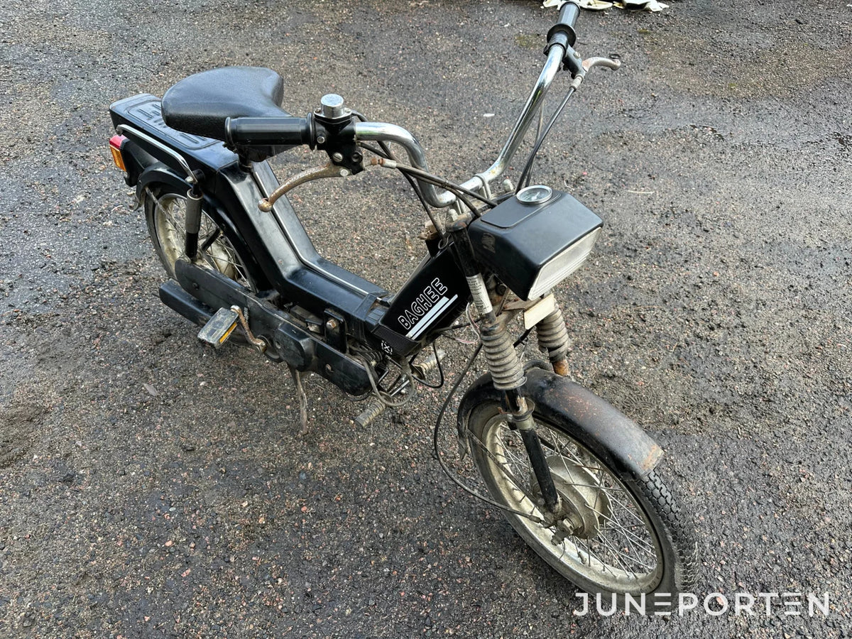Moped Baghee