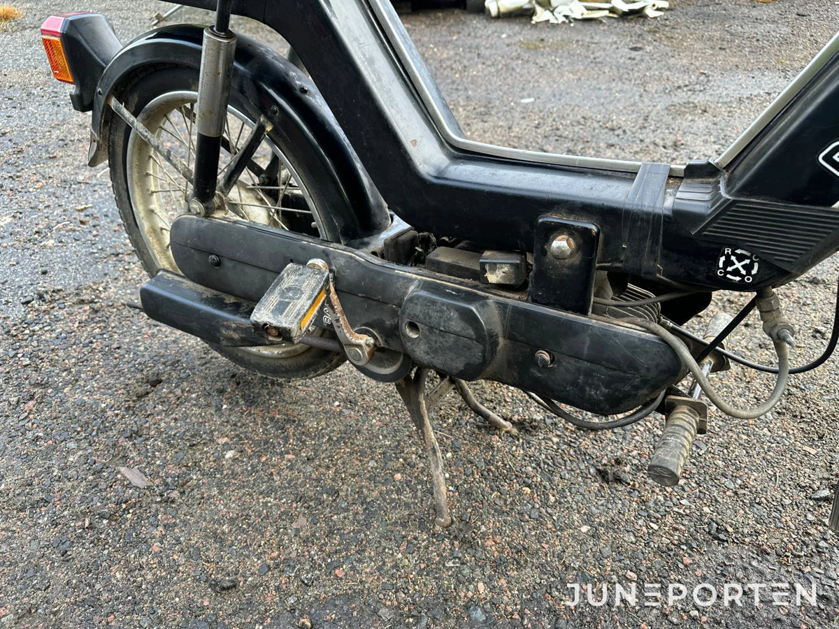 Moped Baghee