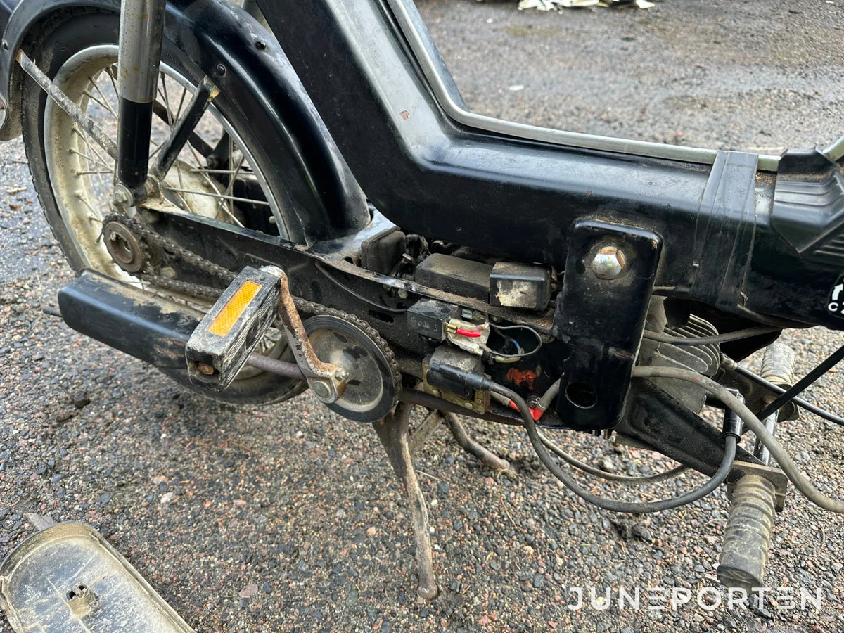 Moped Baghee