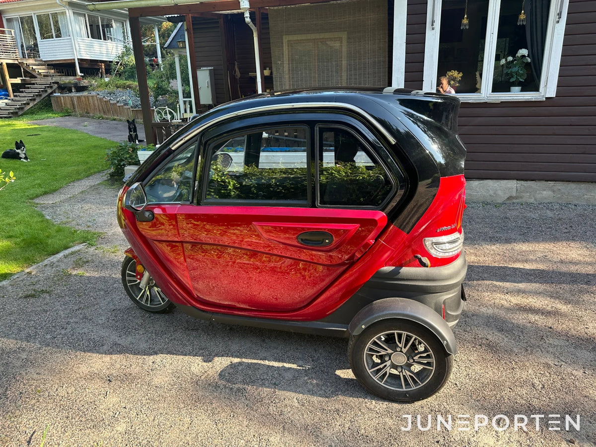 Mopedbil Tol Skand Gomoto 3.3