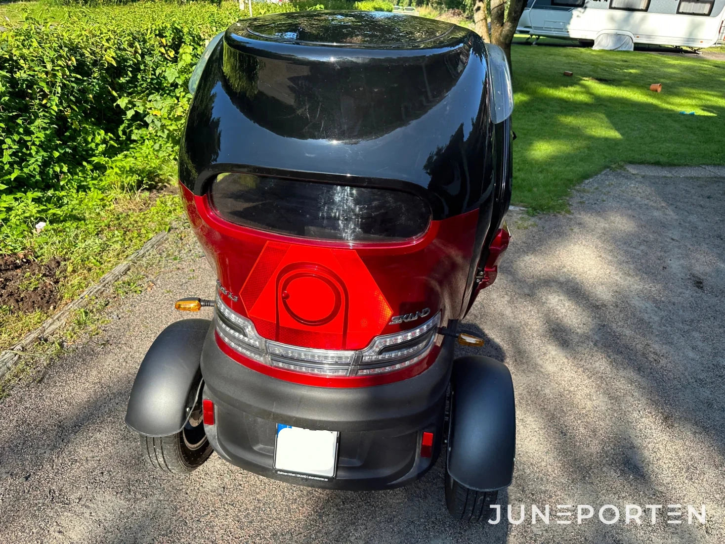 Mopedbil Tol Skand Gomoto 3.3