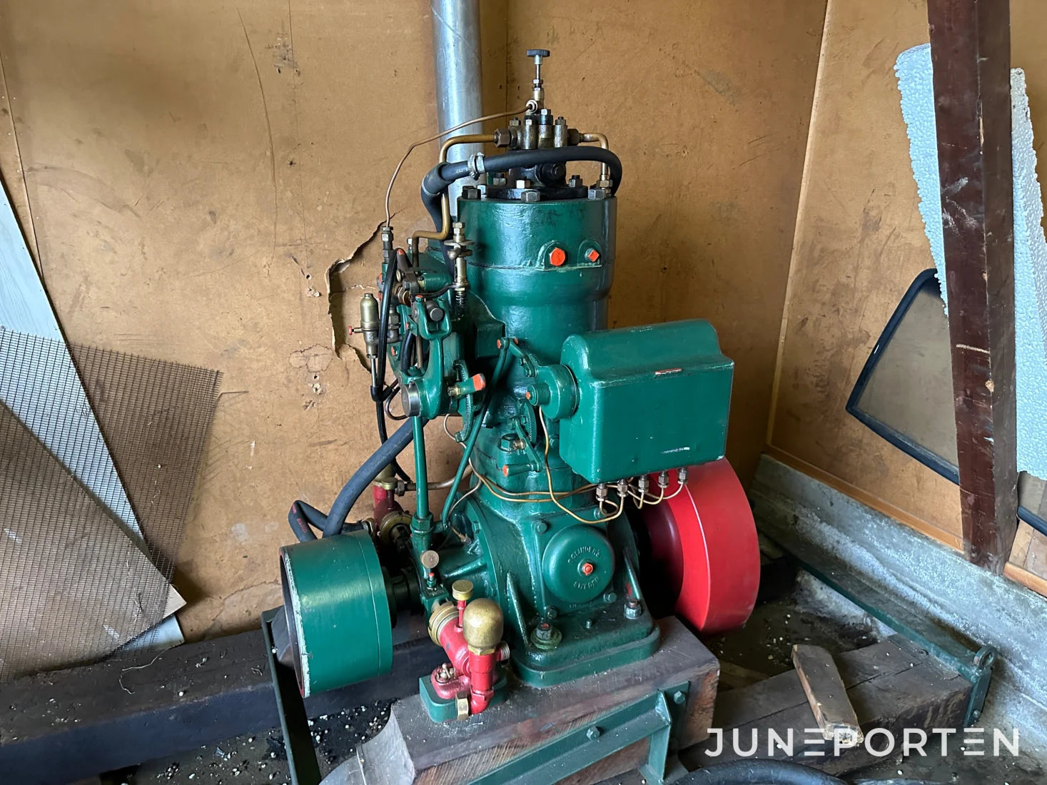 Motor Bolinder B12 Babord 25 hk