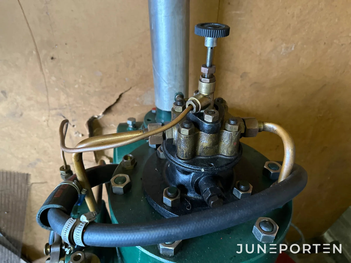 Motor Bolinder B12 Babord 25 hk