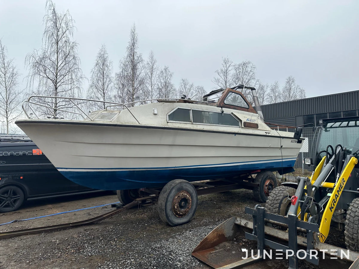 Motorbåt Ali Craft Aly 28