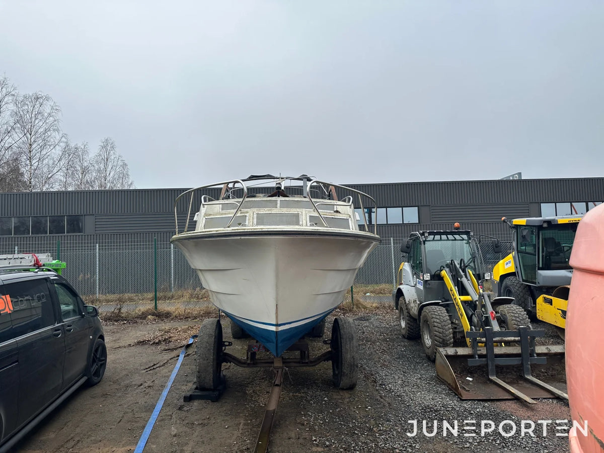 Motorbåt Ali Craft Aly 28