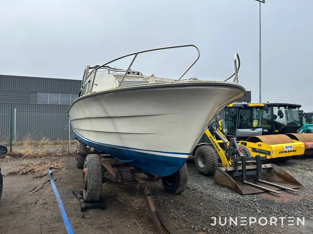 Motorbåt Ali Craft Aly 28