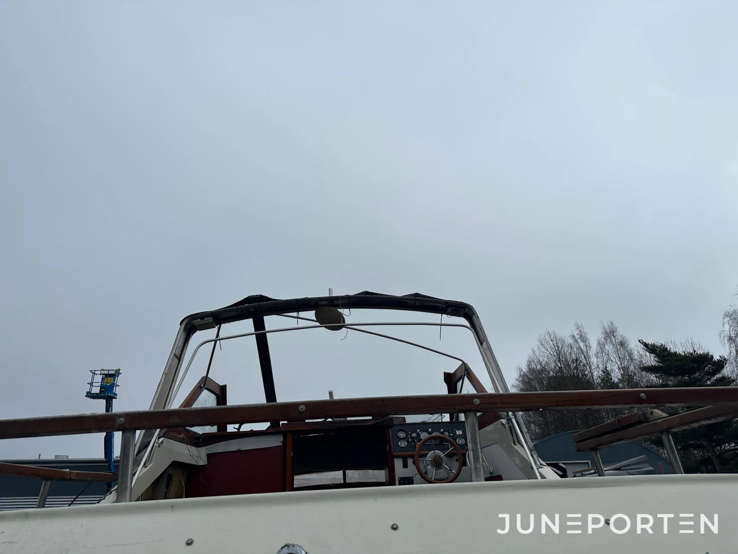 Motorbåt Ali Craft Aly 28