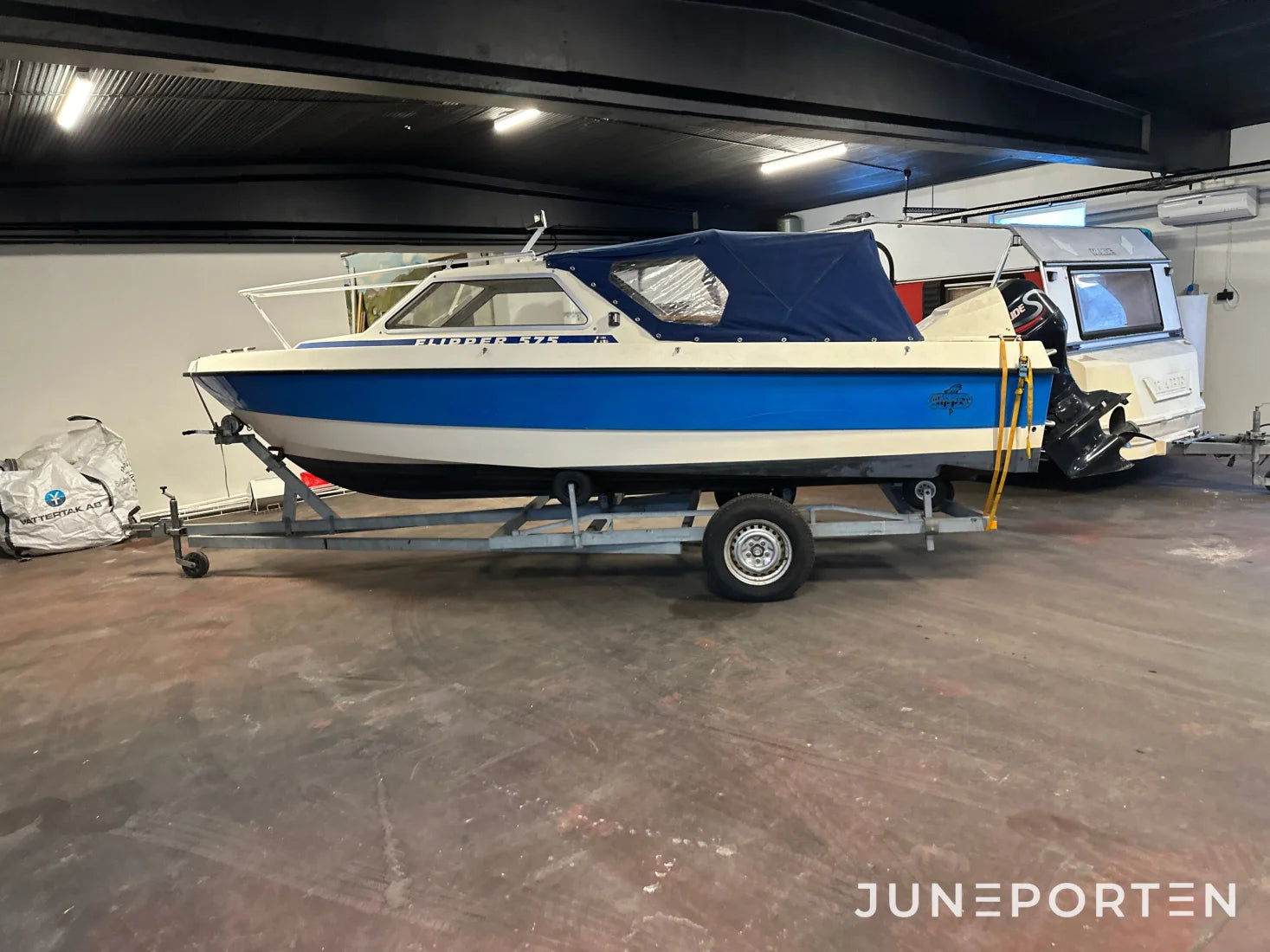 Motorbåt Flipper 575