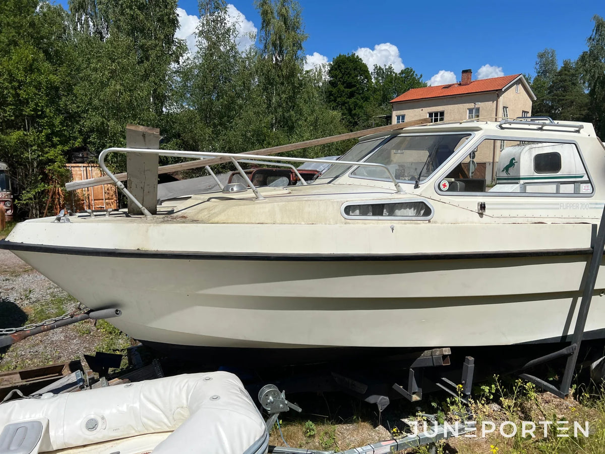 Motorbåt Flipper 700