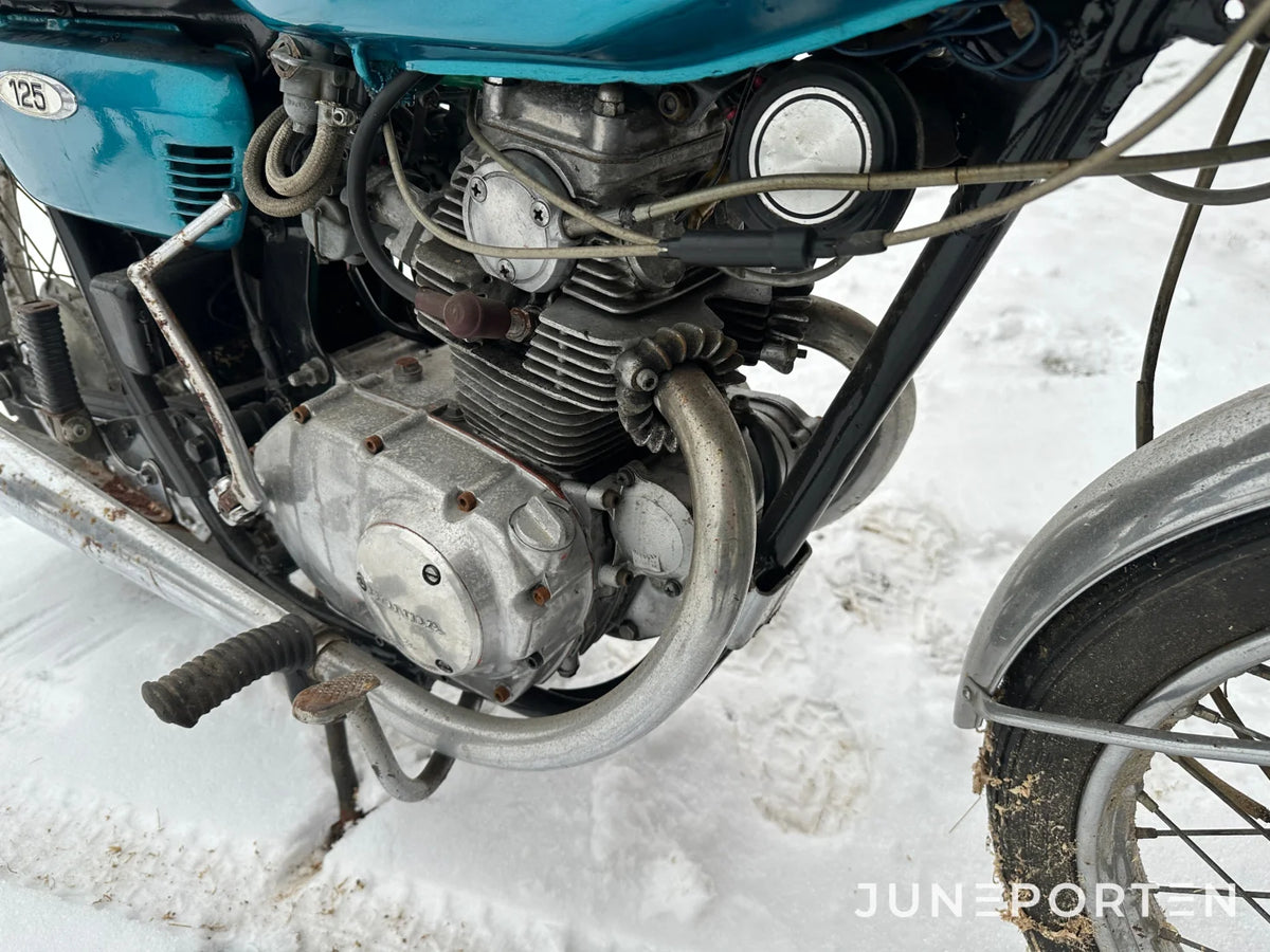 Motorcykel Honda CB 125 K3