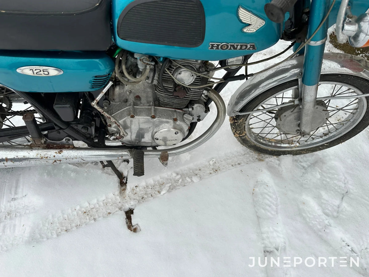 Motorcykel Honda CB 125 K3