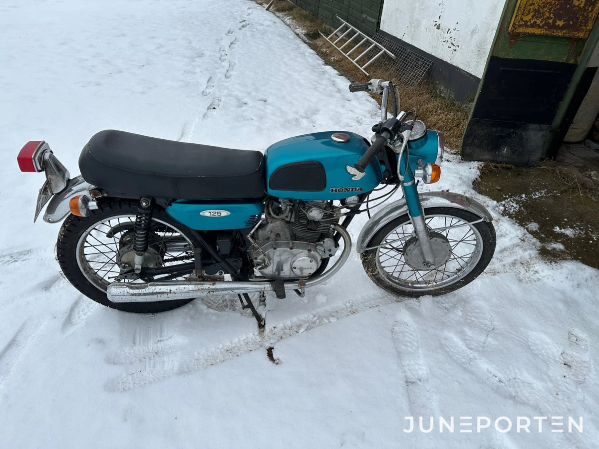 Motorcykel Honda CB 125 K3
