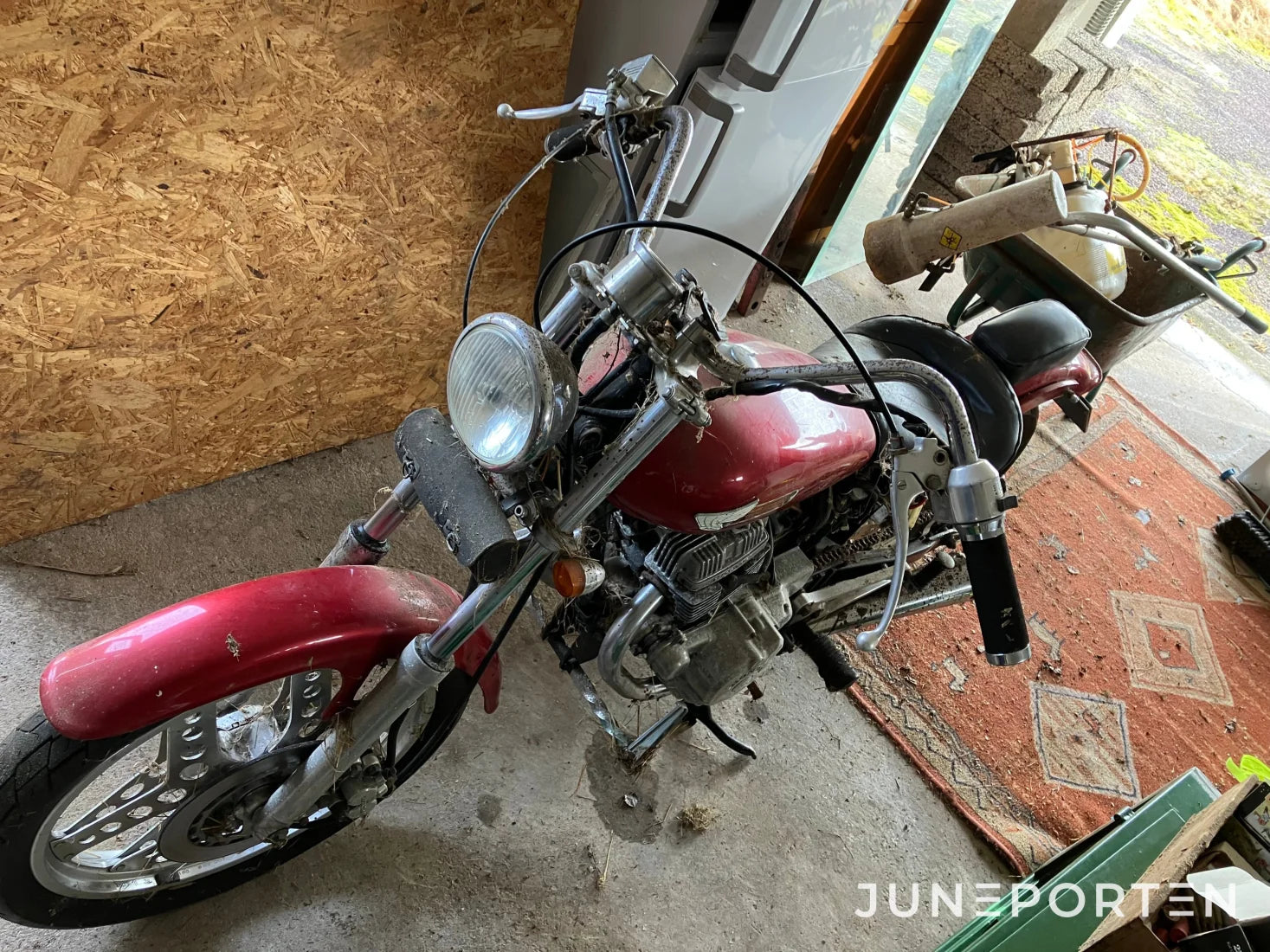 Motorcykel HONDA CB 125 T JC06
