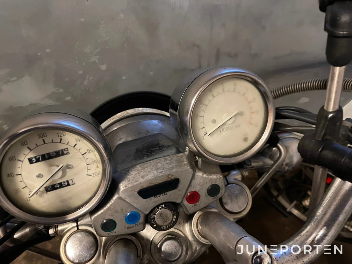 Motorcykel Yamaha XV 1100 3LP