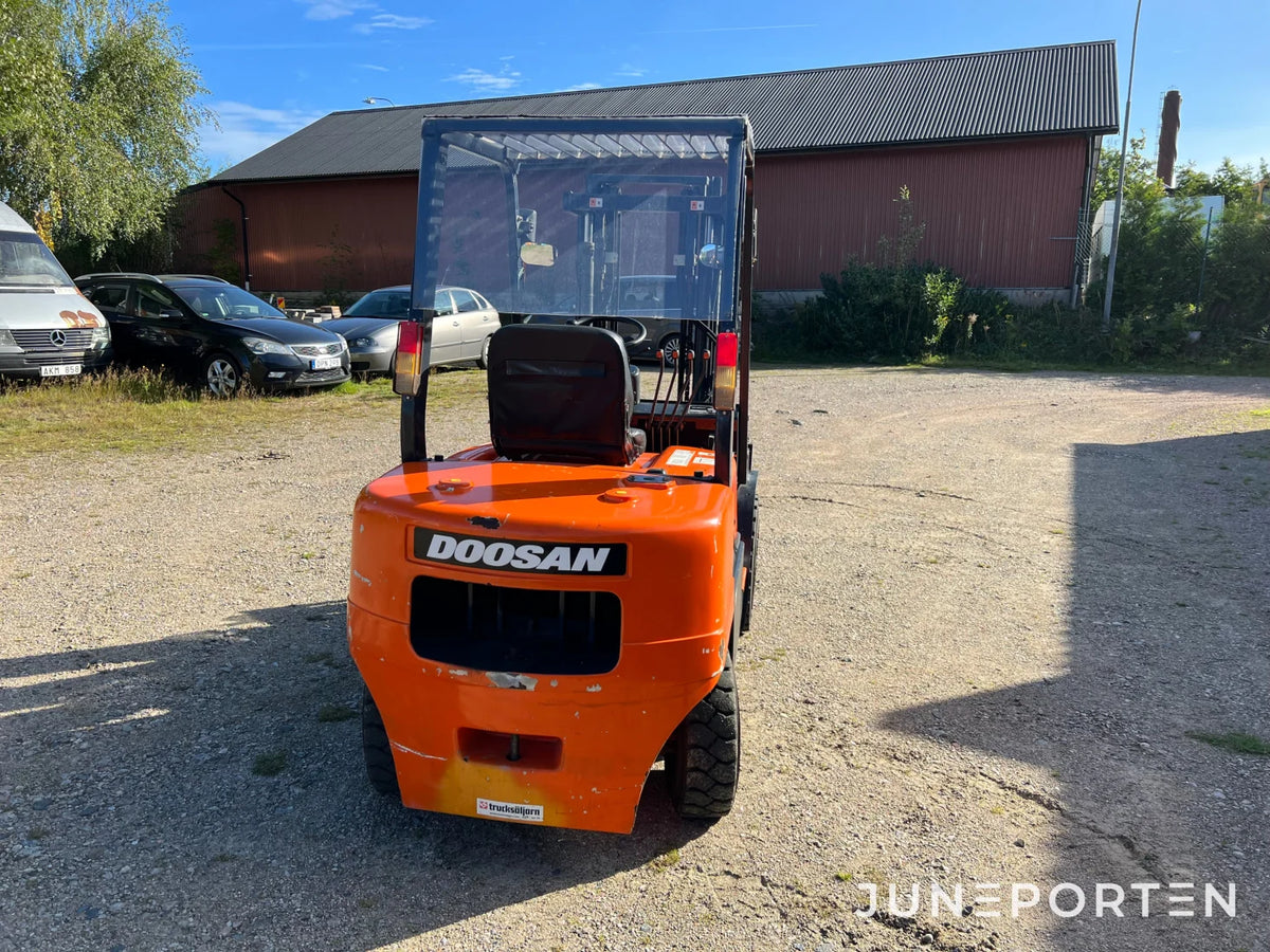 Motviktstruck Doosan D30F