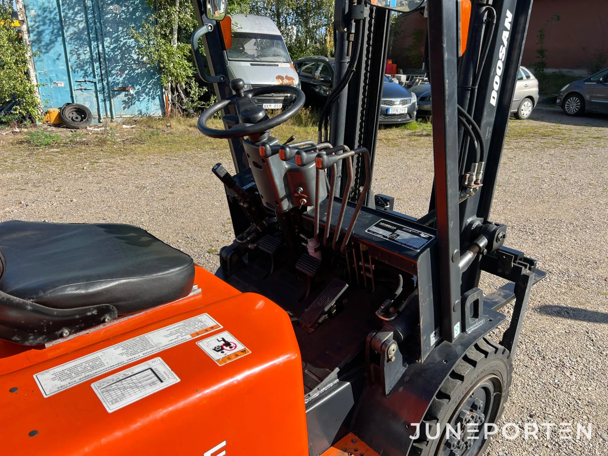 Motviktstruck Doosan D30F