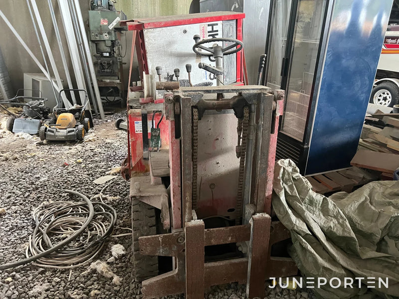 Motviktstruck med laddare