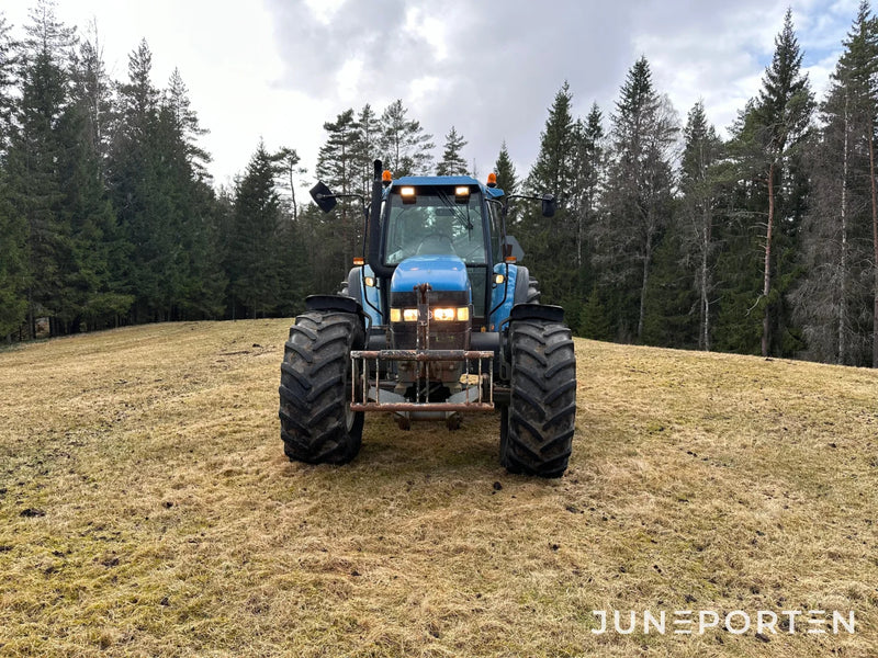 New Holland 8360 4WD