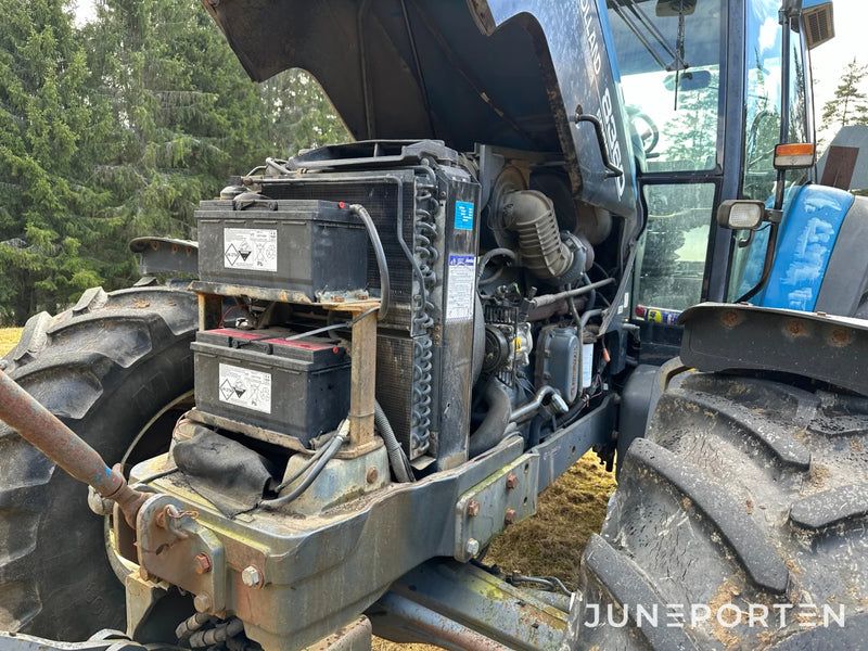 New Holland 8360 4WD