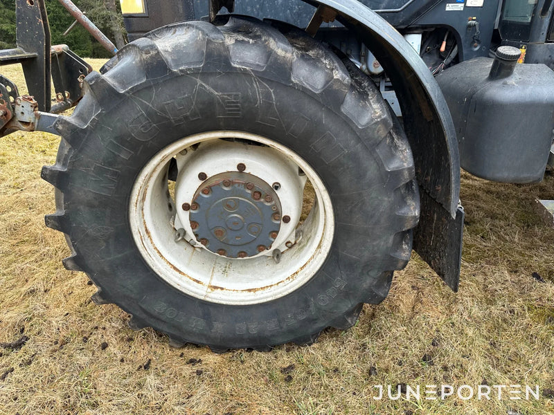 New Holland 8360 4WD