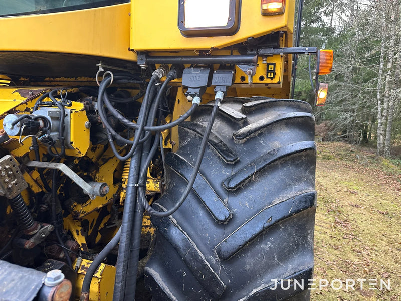 Självgående hack New Holland FX 40