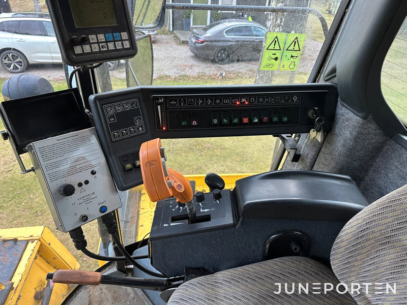 Självgående hack New Holland FX 40