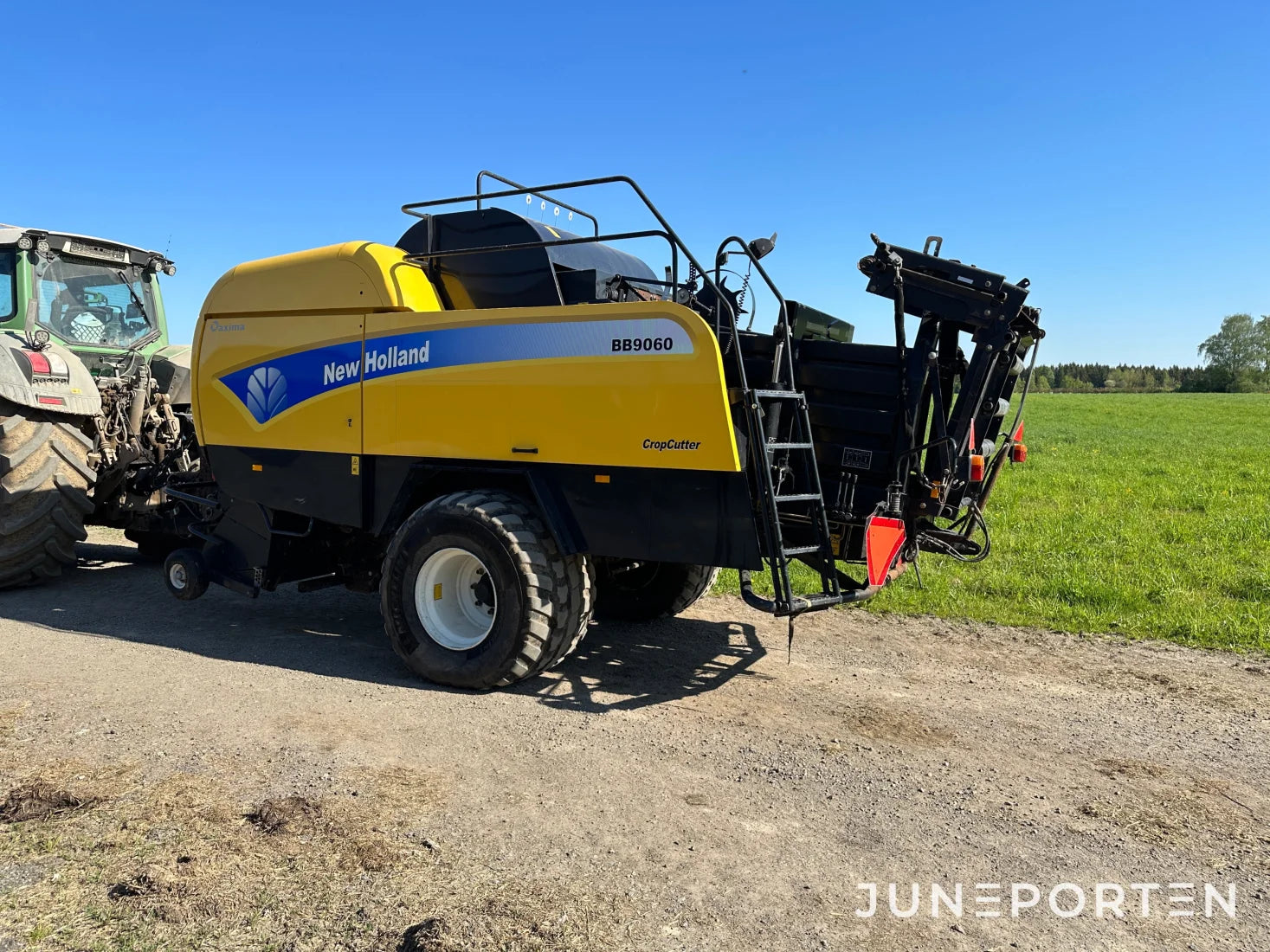 Fyrkantspress New Holland BB 9060 Cropcutter