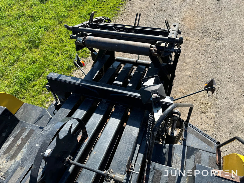 Fyrkantspress New Holland BB 9060 Cropcutter