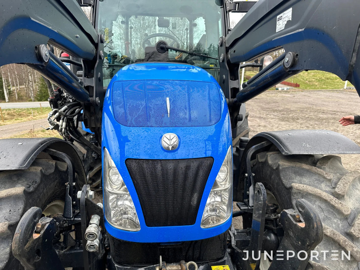 New Holland T5.115 med lastare