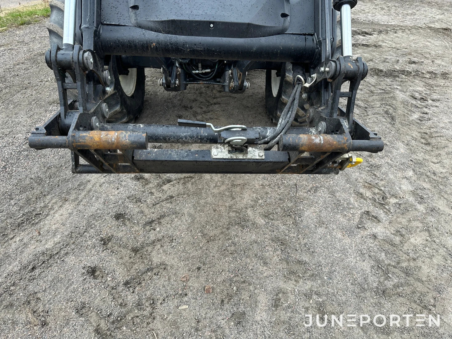 New Holland T5.115 med lastare