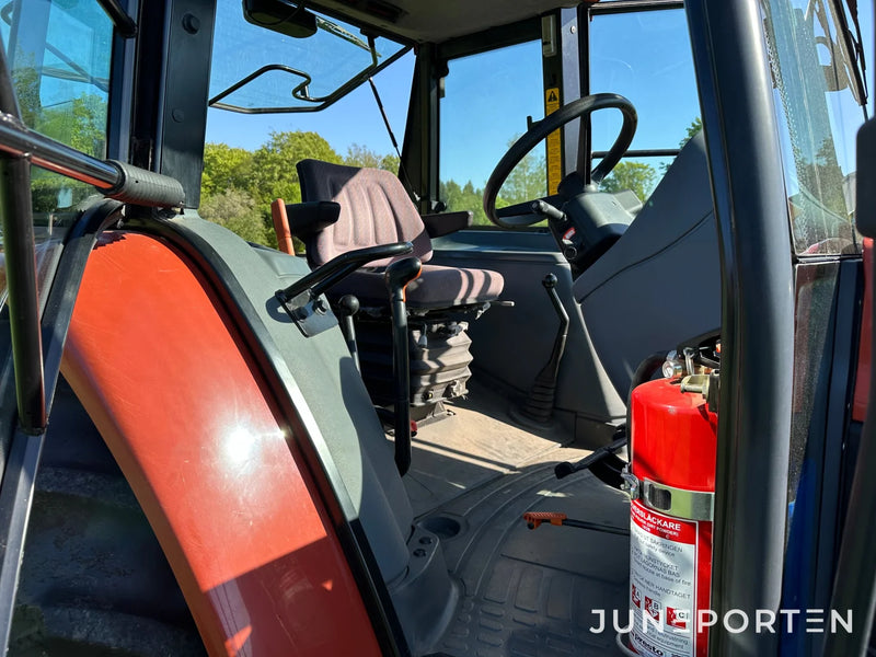 Skogsutrustad New Holland TL80 4WD