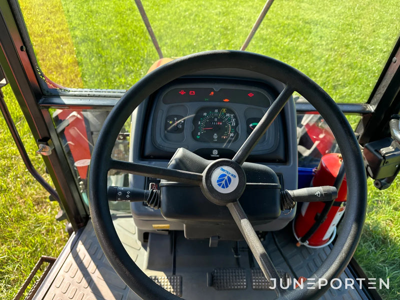 Skogsutrustad New Holland TL80 4WD