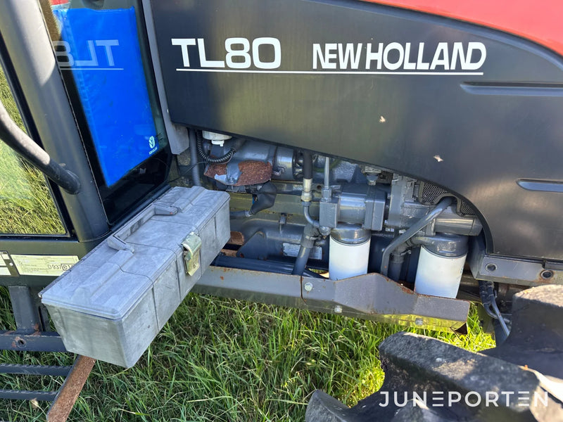 Skogsutrustad New Holland TL80 4WD