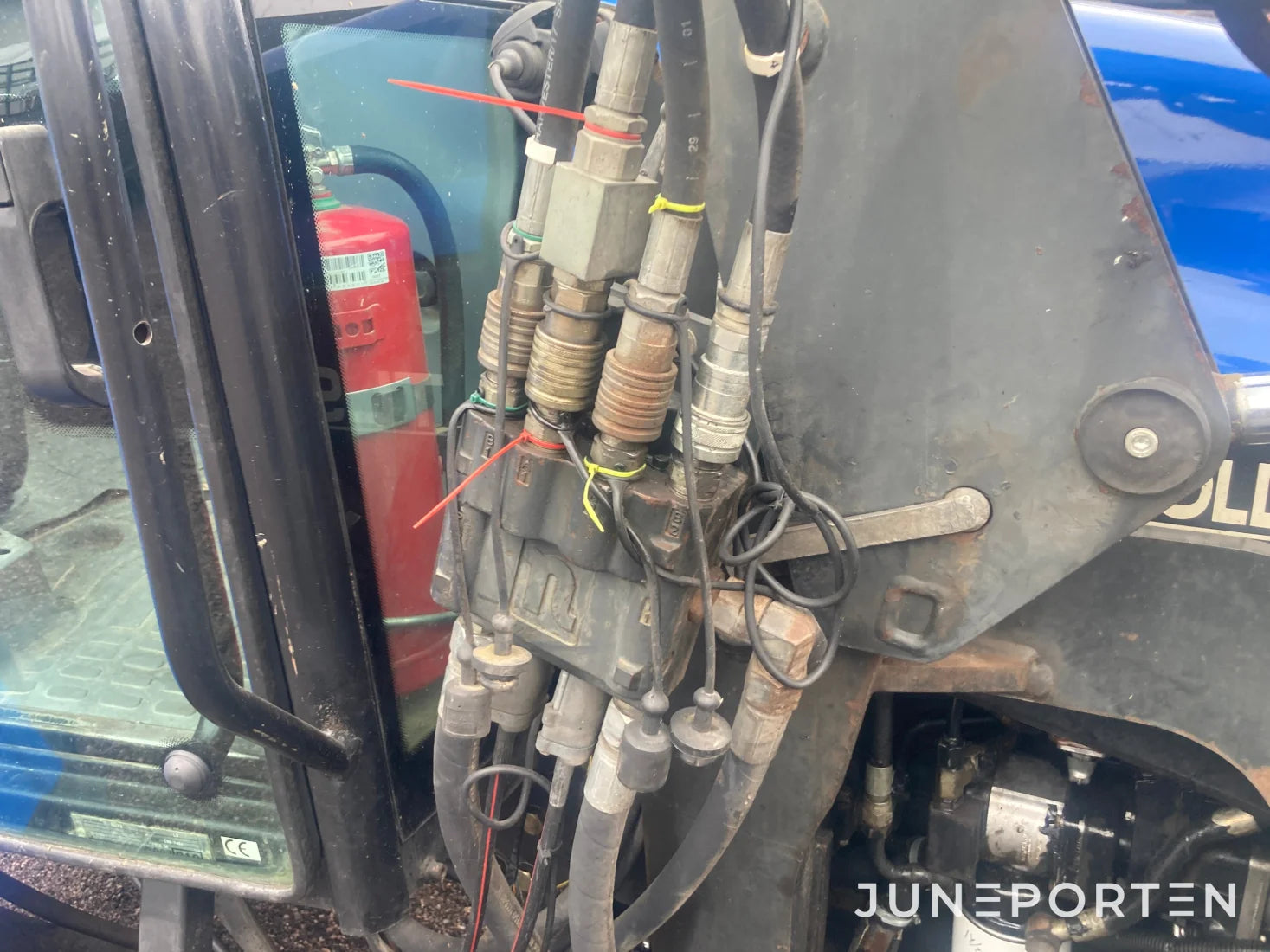 New Holland TL90 4WD