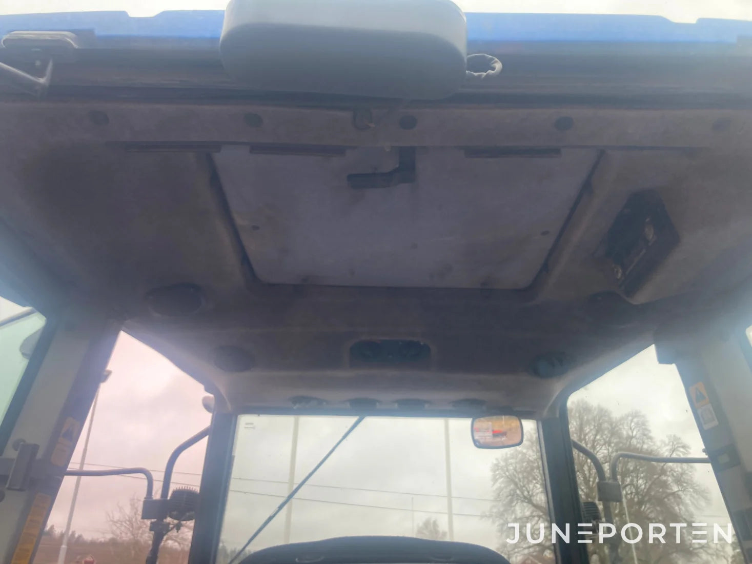 New Holland TL90 4WD