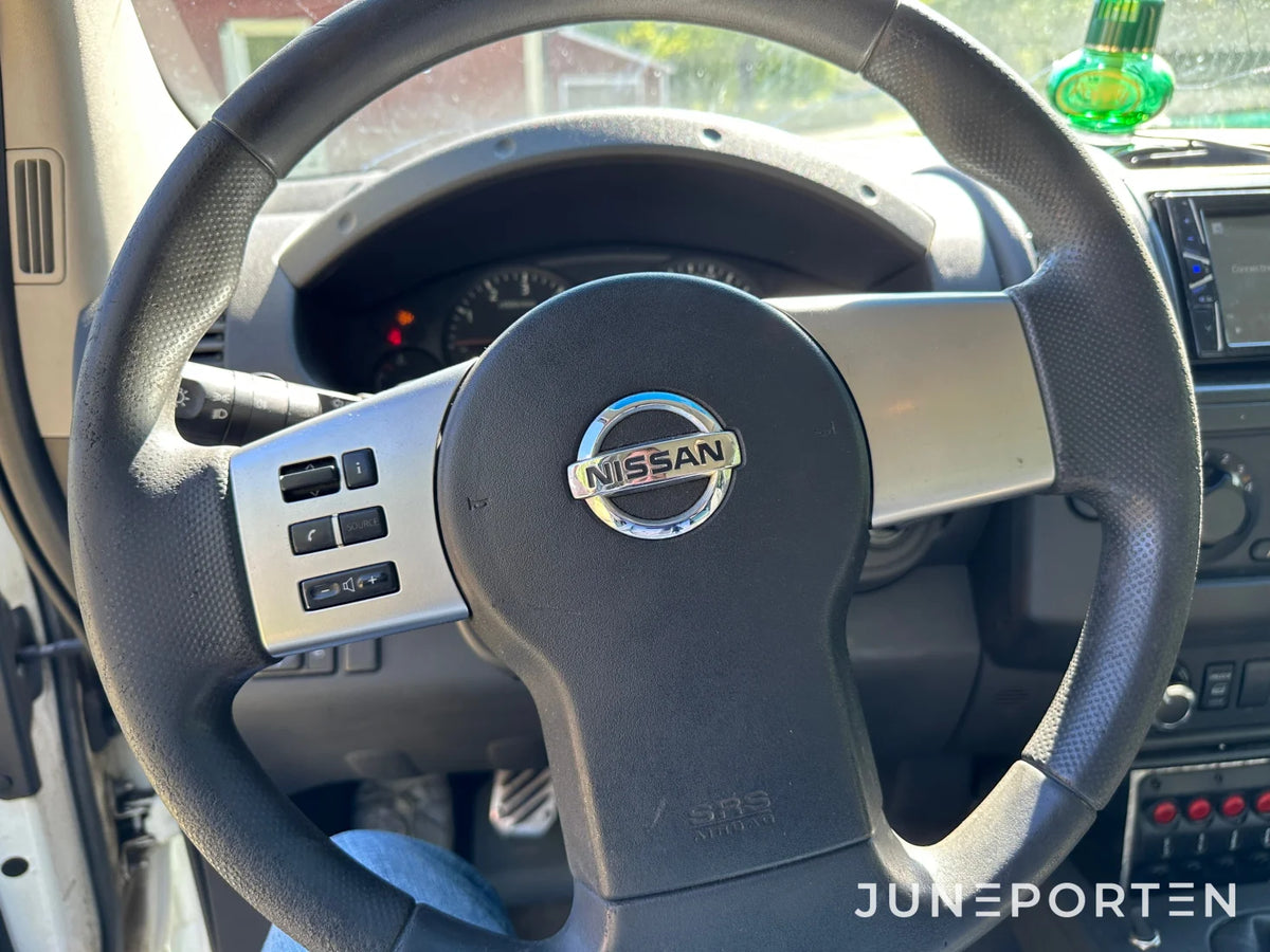 Nissan Navara 2.5 dCi