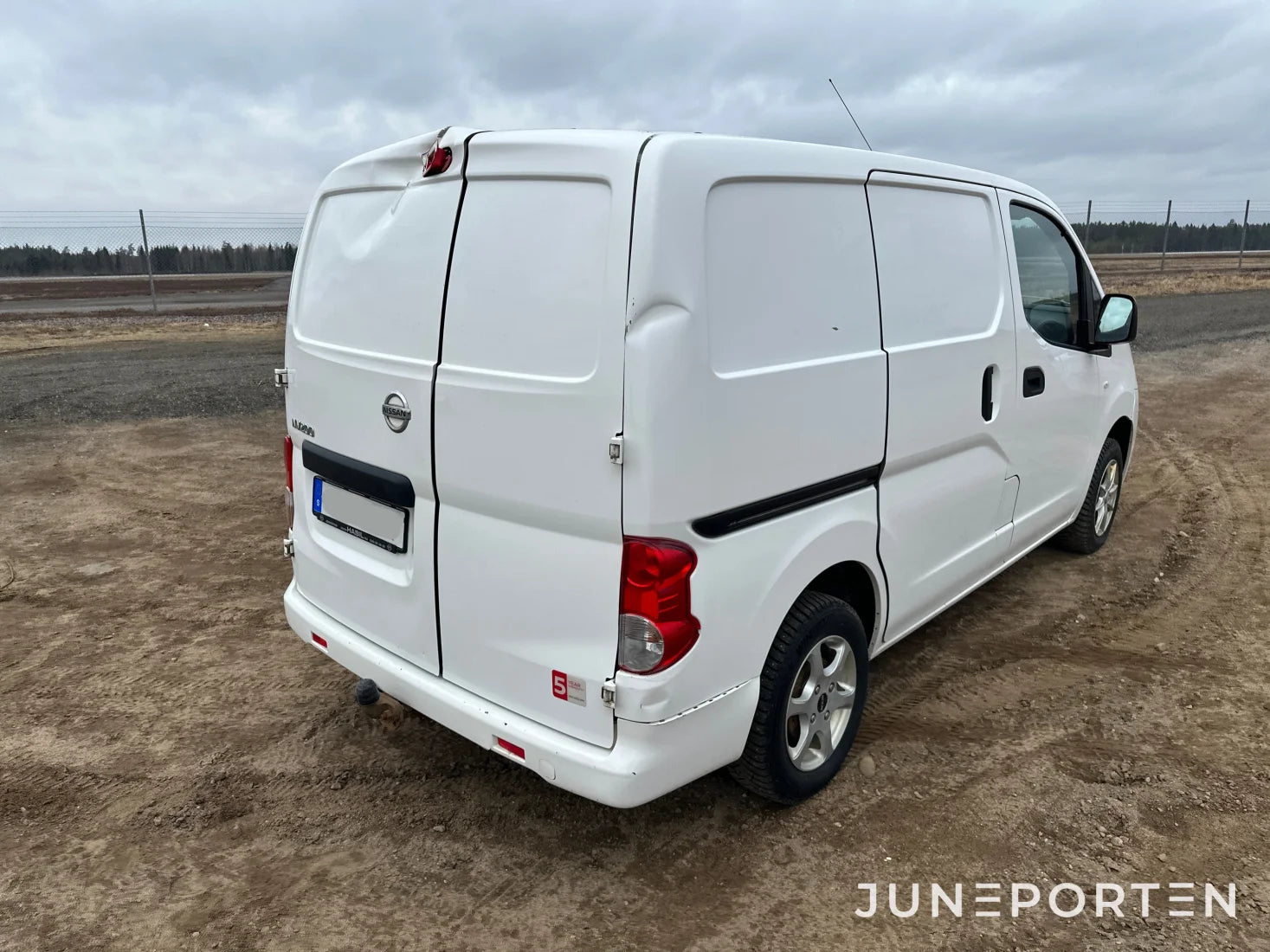 Nissan NV 200