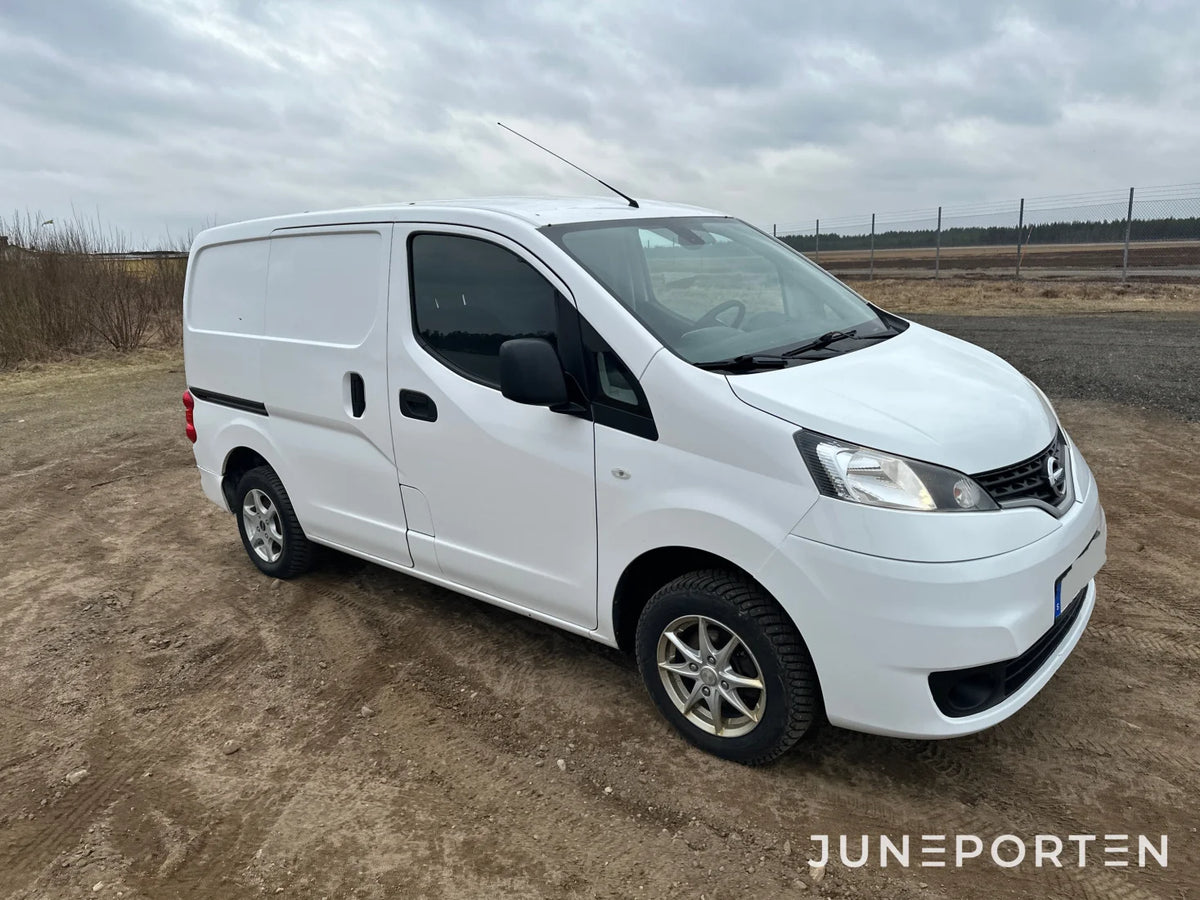 Nissan NV 200